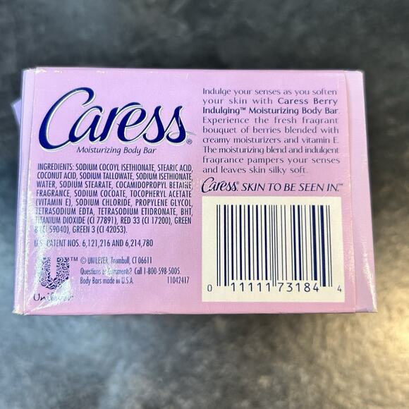 4- Caress Berry Indulging Creamy Moisturizers & Vitamin E Body Bar Soap - Picture 5 of 6